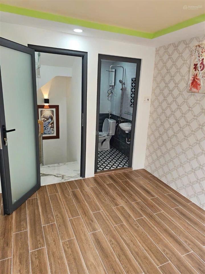 Bán nhà tôn đản quận 4  3 tầng  chỉ 2 tỷ  nhà mới ở ngay