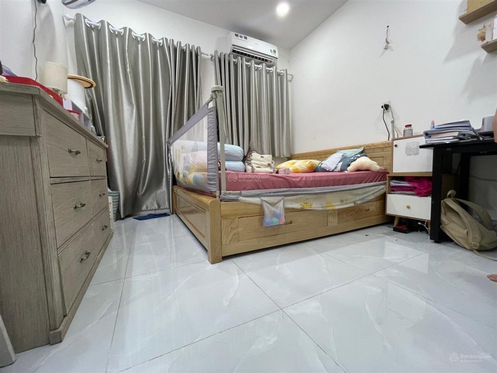Bán nhà tôn đản quận 4  38,5m²  chỉ 4 tỷ  2 tấm đúc  hẻm 4m  tiện kinh doanh