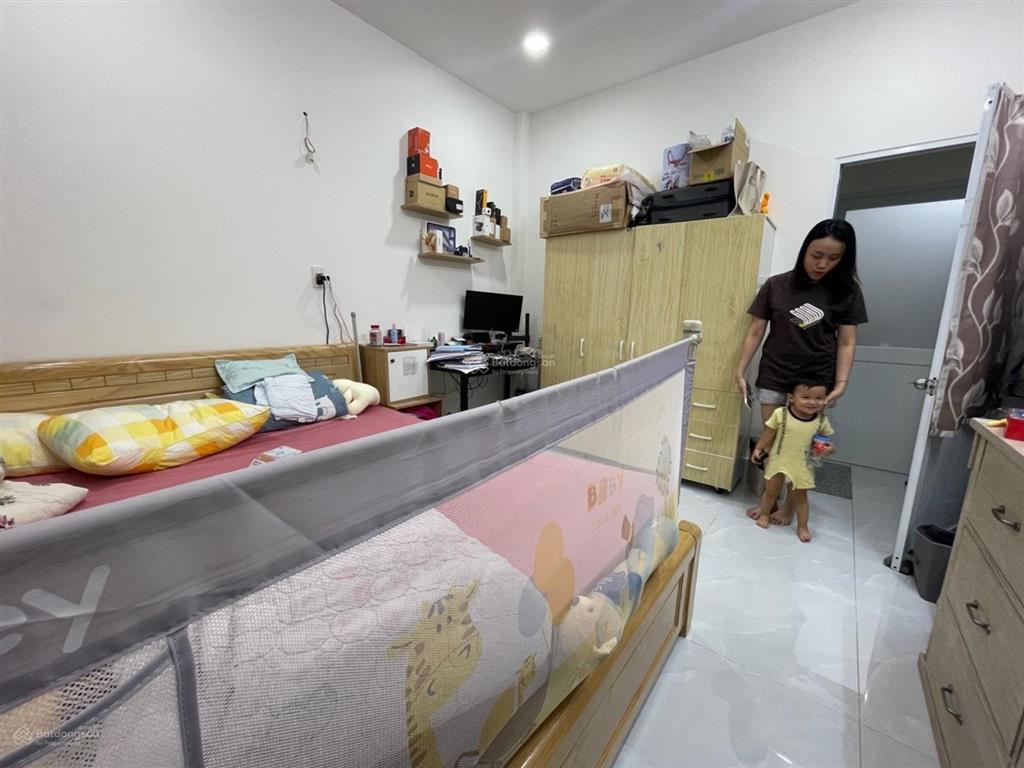 Bán nhà tôn đản quận 4  38,5m²  chỉ 4 tỷ  2 tấm đúc  hẻm 4m  tiện kinh doanh