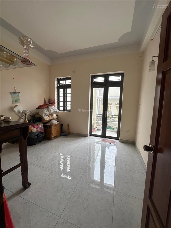 Bán nhà tôn đản quận 4  60m²  3 tầng  6 tỷ nhỉnh  sát mặt tiền  tiện kinh doanh  bề ngang 4m