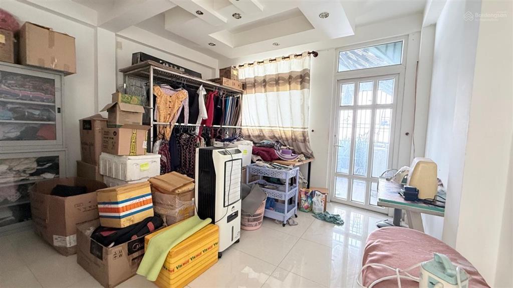 Bán nhà nguyễn khoái quận 4  5 tầng  44m²  bề ngang 4m  4 tỷ nhỉnh  khu dân trí cao