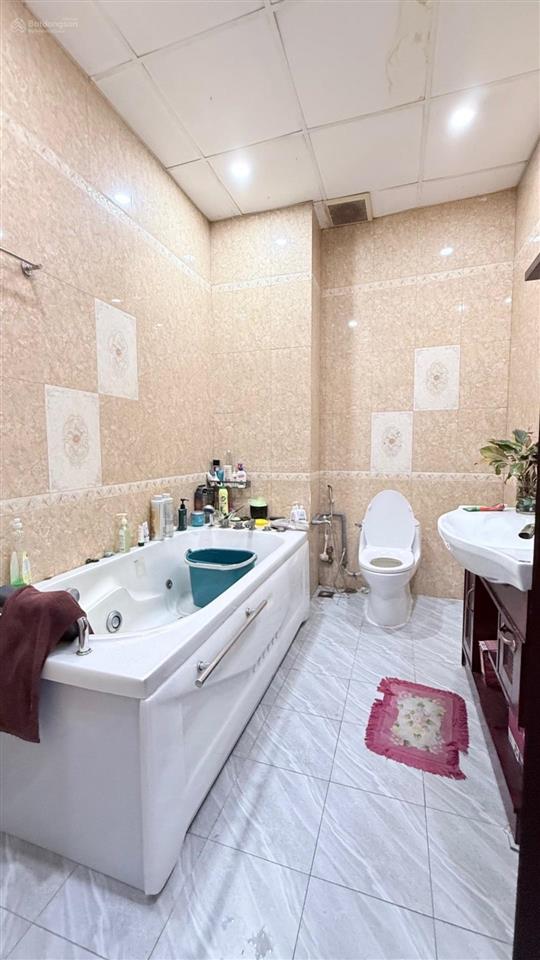 Bán nhà nguyễn khoái quận 4  5 tầng  44m²  bề ngang 4m  4 tỷ nhỉnh  khu dân trí cao