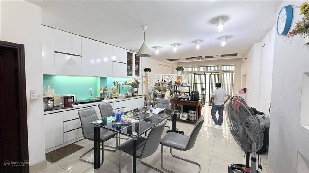 Bán nhà nguyễn khoái quận 4  5 tầng  44m²  bề ngang 4m  4 tỷ nhỉnh  khu dân trí cao