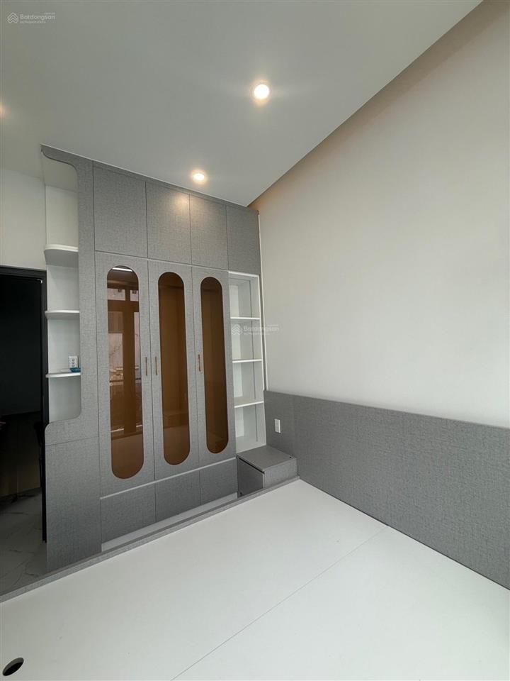 Bán nhà hoàng diệu quận 4  nhà mới xây full nội thất  3 tỷ  2 tấm đúc  27m2  hẻm 4m