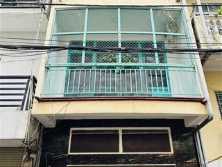 Bán nhà hoàng diệu quận 4  28m2  3 tầng đúc  chỉ 3 tỷ  nhà còn mới vào ở ngay  hẻm rộng 4m