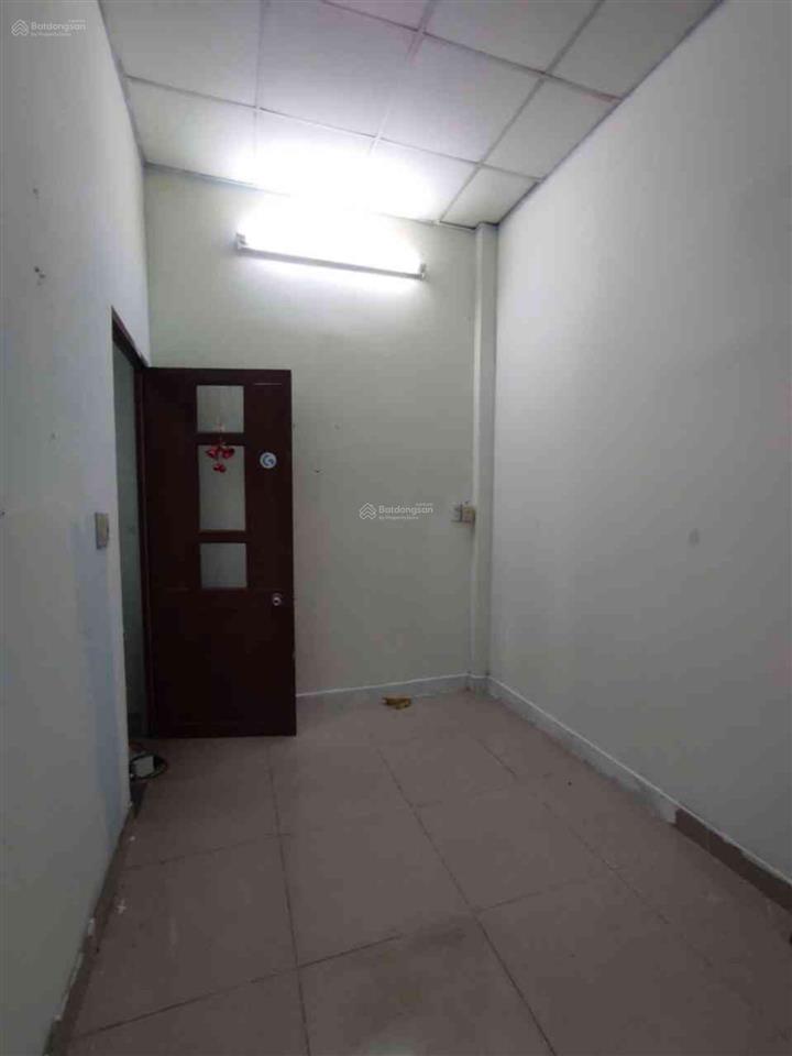 Bán nhà xóm chiếu quận 4  52m2  chỉ 5 tỷ  hẻm rộng 5m  nhà chính chủ 1 đời  bề ngang 4m