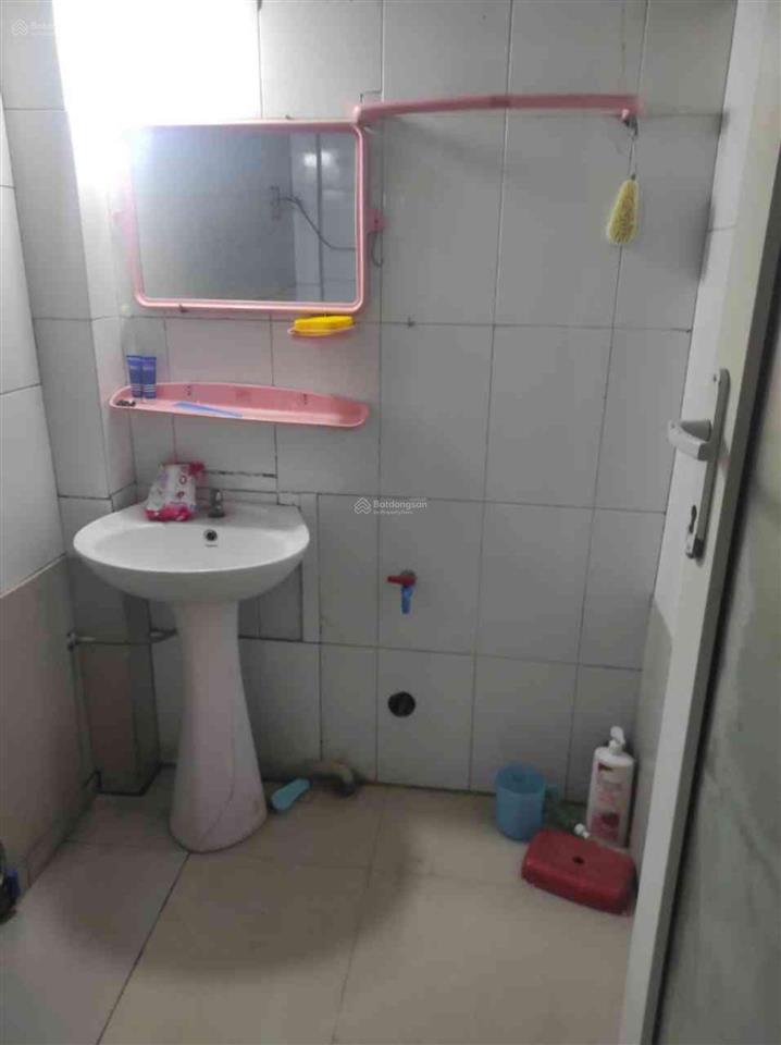 Bán nhà xóm chiếu quận 4  52m2  chỉ 5 tỷ  hẻm rộng 5m  nhà chính chủ 1 đời  bề ngang 4m