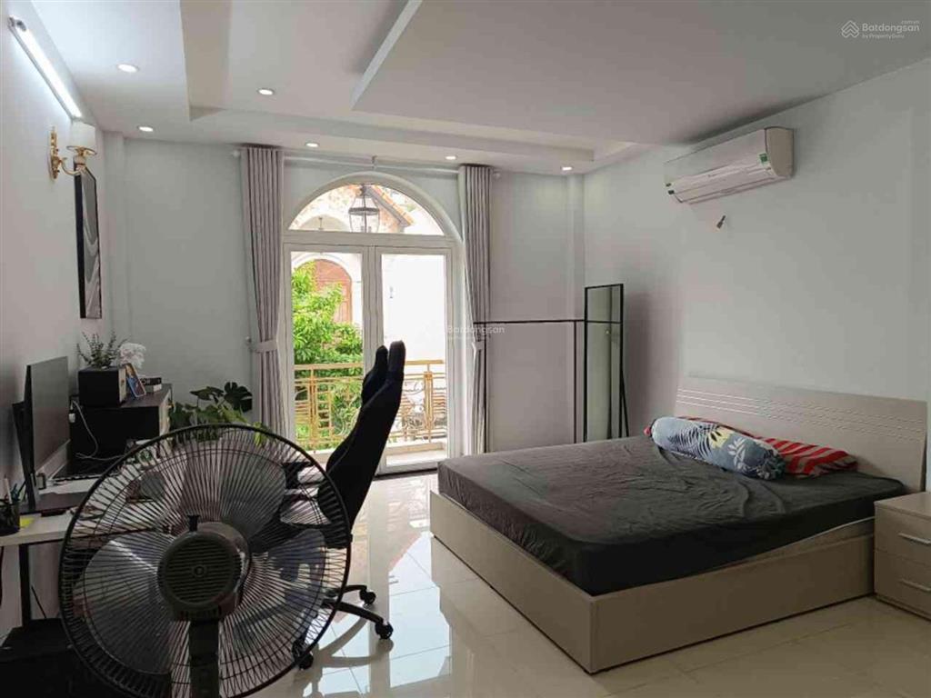 Bán nhà xóm chiếu quận 4  5 tầng  60m2  chỉ 8 tỷ  bề ngang 4m  tặng toàn bộ nội thất cao cấp
