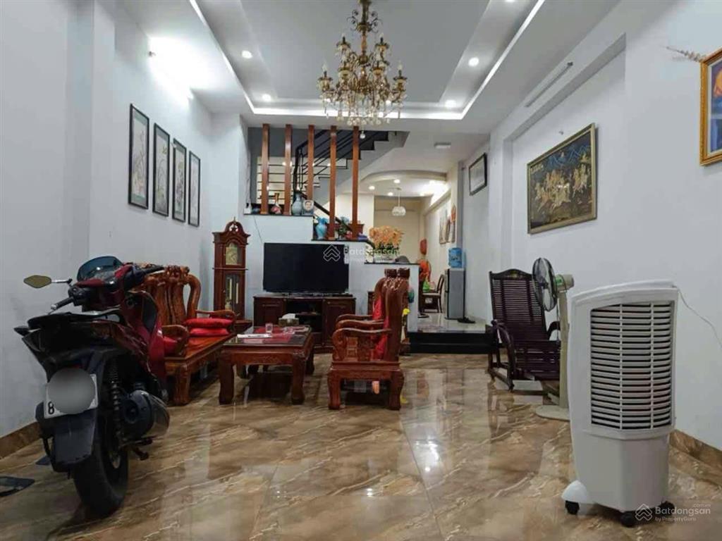 Bán nhà xóm chiếu quận 4  5 tầng  60m2  chỉ 8 tỷ  bề ngang 4m  tặng toàn bộ nội thất cao cấp