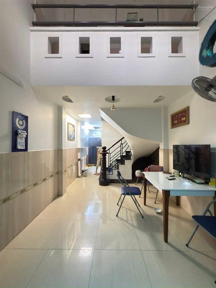 Bán nhà tôn đản quận 4  5 tầng  32m2  3 tỷ nhỉnh  nhà còn mới dọn vào ở ngay