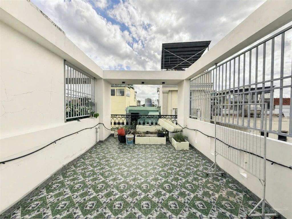 Bán nhà hoàng diệu quận 4  5 tầng  38m2  chỉ 5 tỷ  khu dân trí cao an ninh