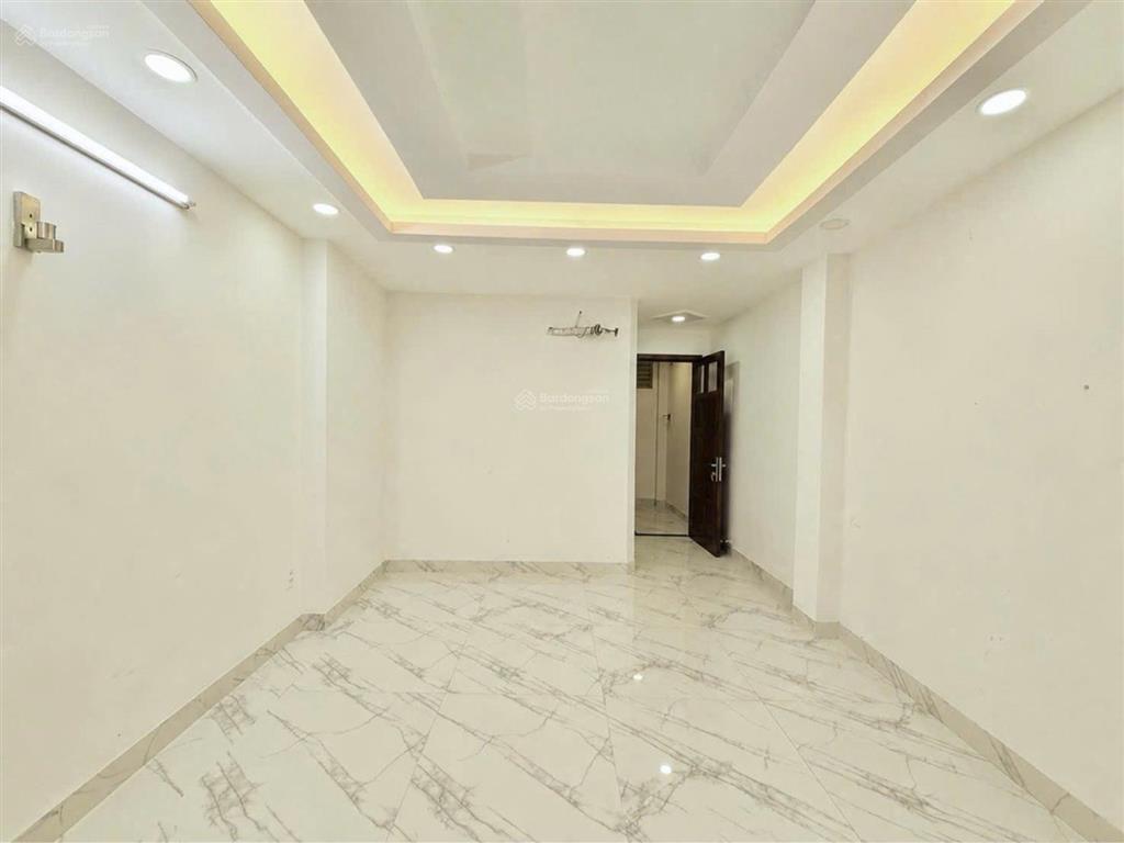 Bán nhà hoàng diệu quận 4  5 tầng  38m2  chỉ 5 tỷ  khu dân trí cao an ninh