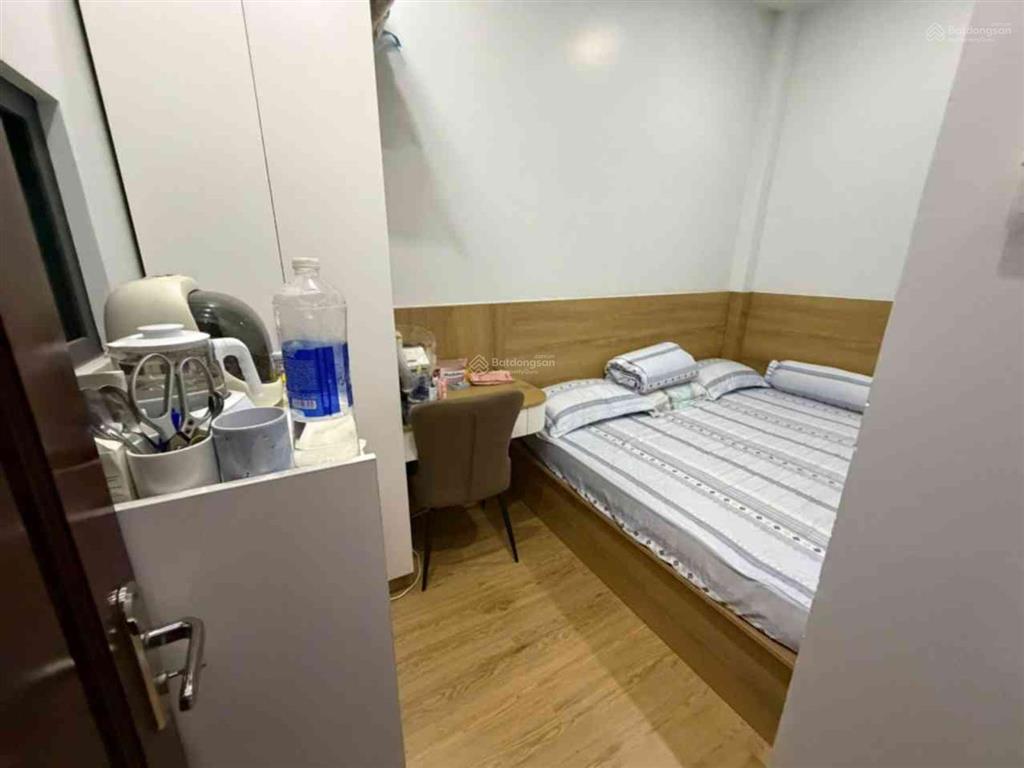 Bán nhà hoàng diệu quận 4  4 tầng  40m2  chỉ 5 tỷ  khu dân trí cao an ninh  bề ngang 4m