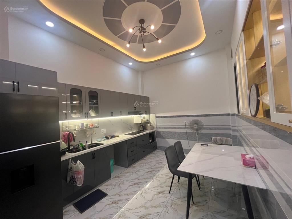 Bán nhà hoàng diệu quận 4  4 tầng  44m2  chỉ 5 tỷ nhỉnh  khu dân trí cao an ninh