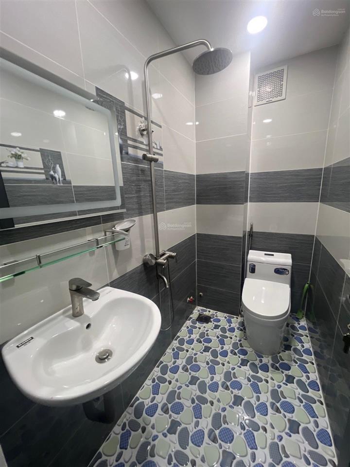 Bán nhà hoàng diệu quận 4  4 tầng  44m2  chỉ 5 tỷ nhỉnh  khu dân trí cao an ninh