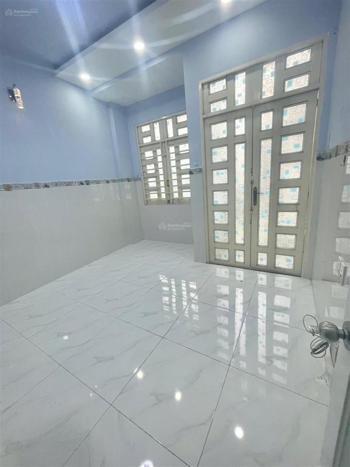 Bán nhà đoàn văn bơ, quận 4  29m2  chỉ 3 tỷ  hẻm 4m thông tứ tung  thuận tiện kinh doanh