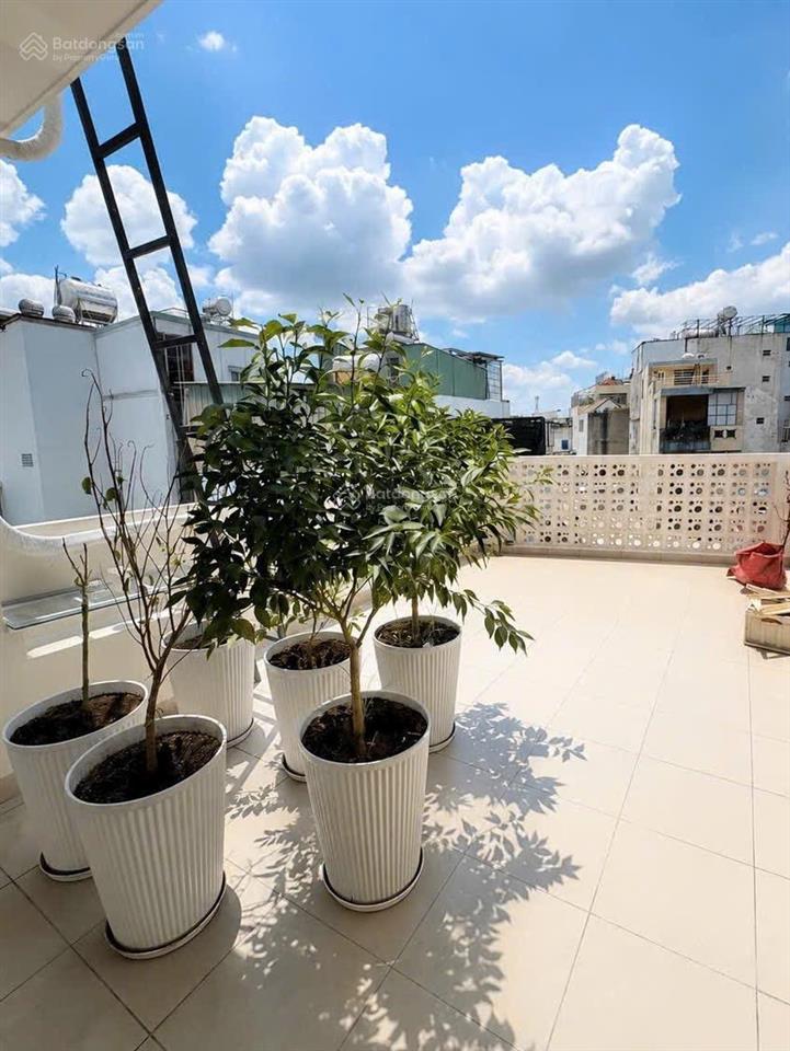 Bán nhà hoàng diệu quận 4  4 tầng  31,5m2  chỉ 3 tỷ nhỉnh  nhà còn mới tinh  khu dân trí cao