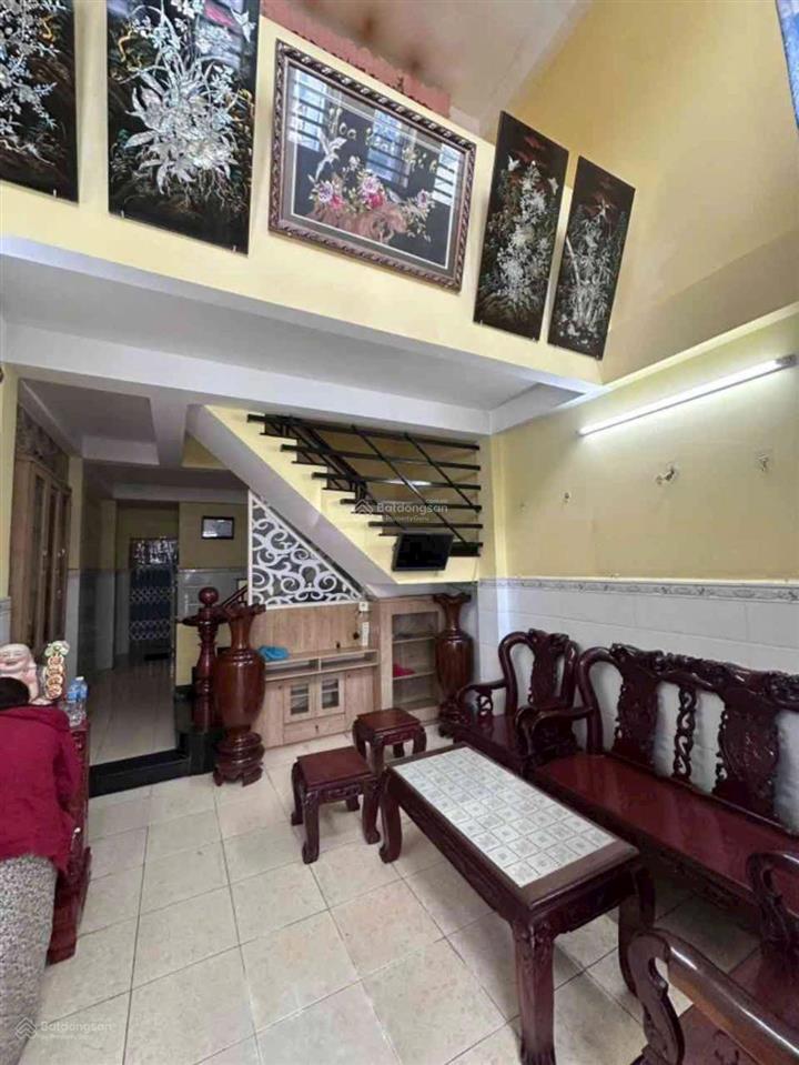 Bán nhà hoàng diệu quận 4  4 tầng  37m2  4 tỷ nhỉnh  hẻm 4m thông  khu dân trí cao an ninh