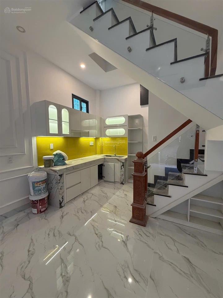 Bán nhà tôn đản quận 4  3 tầng  32m2  3 tỷ nhỉnh  bề ngang 4m  nhà mới xây dọn vào ở ngay