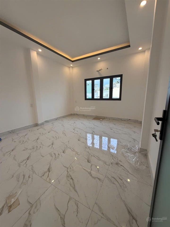 Bán nhà tôn đản quận 4  3 tầng  32m2  3 tỷ nhỉnh  bề ngang 4m  nhà mới xây dọn vào ở ngay