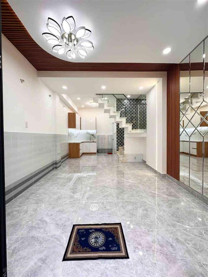 Bán nhà tôn thất thuyết quận 4  nhà mới xây vào ở ngay  28m2  bề ngang 4m  chỉ 3 tỷ