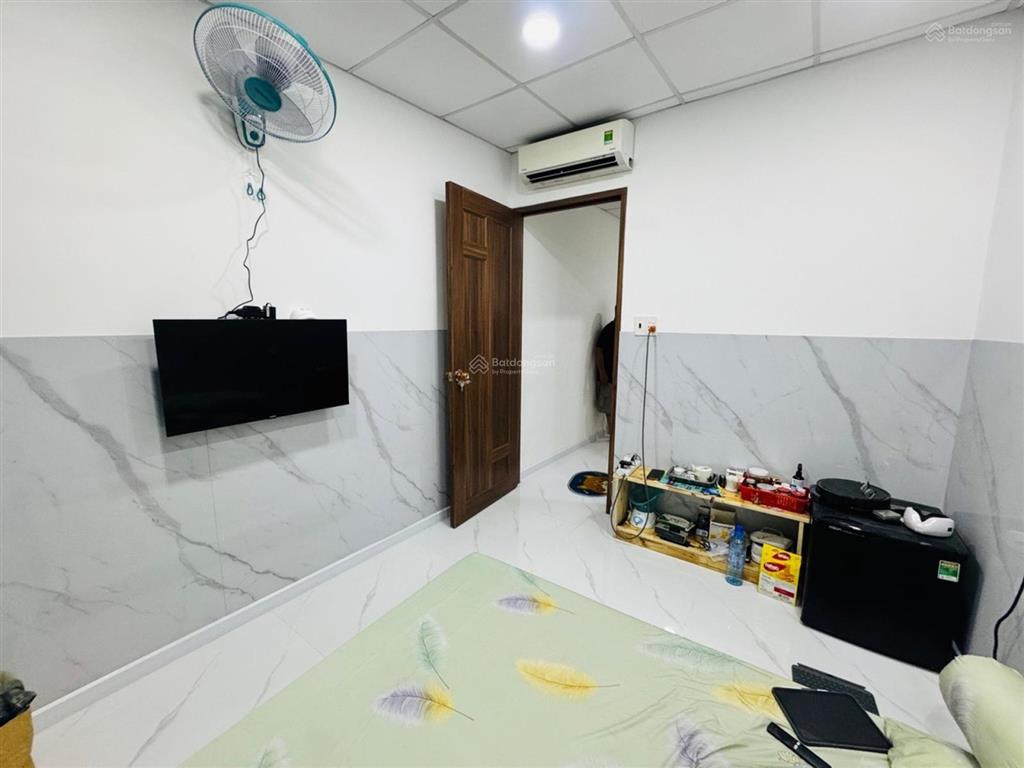 Bán nhà đoàn văn bơ quận 4  2 tầng  30m2  chỉ 3 tỷ  hẻm 4m  tiện kinh doanh