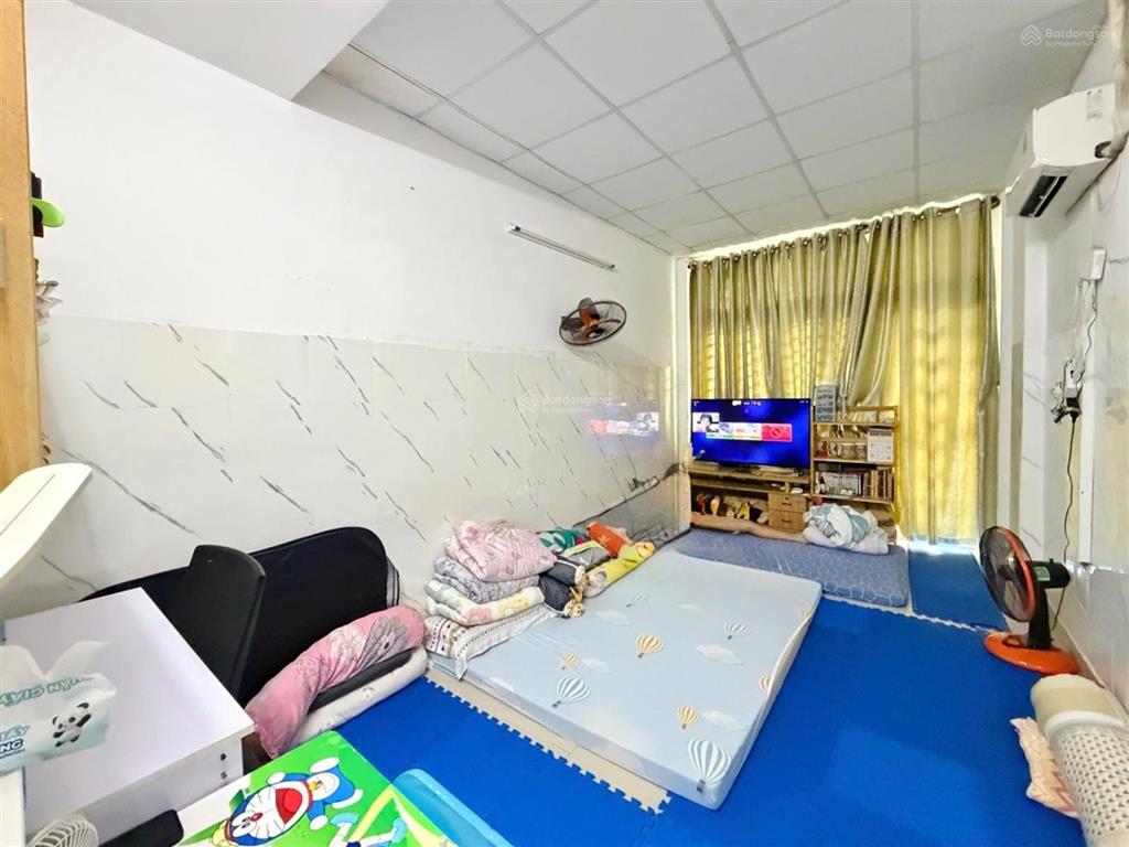 Bán nhà đoàn văn bơ quận 4  4 tầng  30m2  chỉ 3 tỷ  hẻm 4m thông  tiện kinh doanh