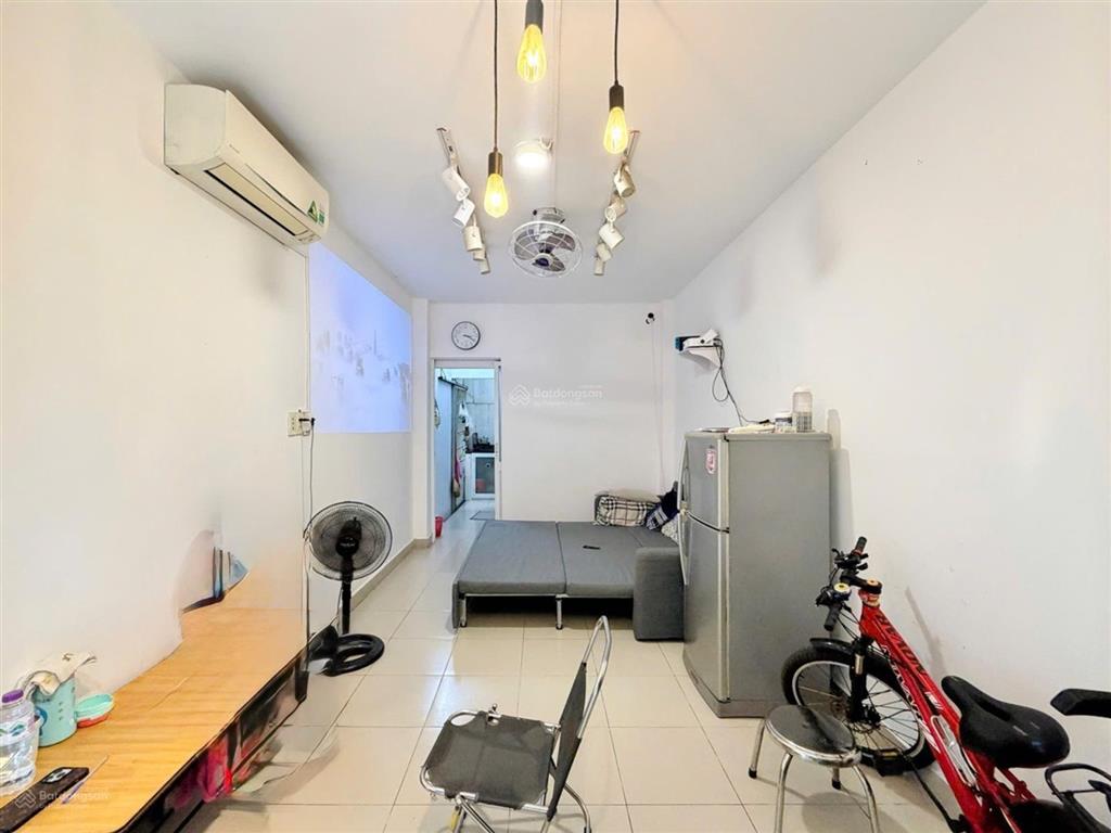 Bán nhà đoàn văn bơ quận 4  4 tầng  30m2  chỉ 3 tỷ  hẻm 4m thông  tiện kinh doanh