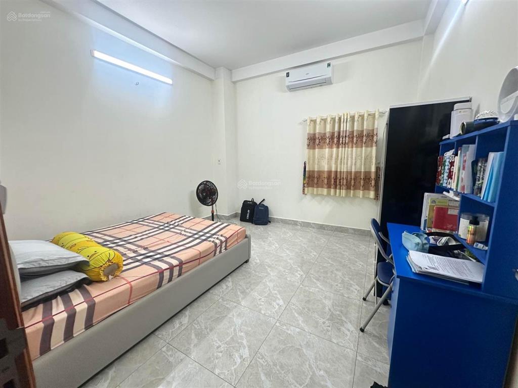 Bán nhà hoàng diệu quận 4  4 tầng  44m2  5 tỷ nhỉnh  bề ngang 4m  khu dân trí cao an ninh