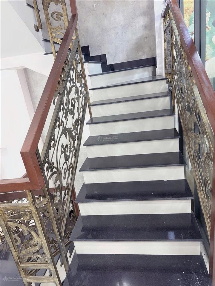 Bán nhà hoàng diệu quận 4  5 tầng  48m2  chỉ 7 tỷ nhỉnh  hẻm ôtô  tiện kinh doanh