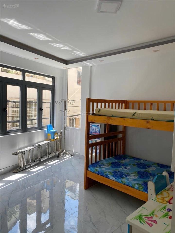 Bán nhà hoàng diệu quận 4  hẻm ôtô  4 tầng  44m2  chỉ 6 tỷ nhỉnh bề ngang 4m  khu dân trí cao