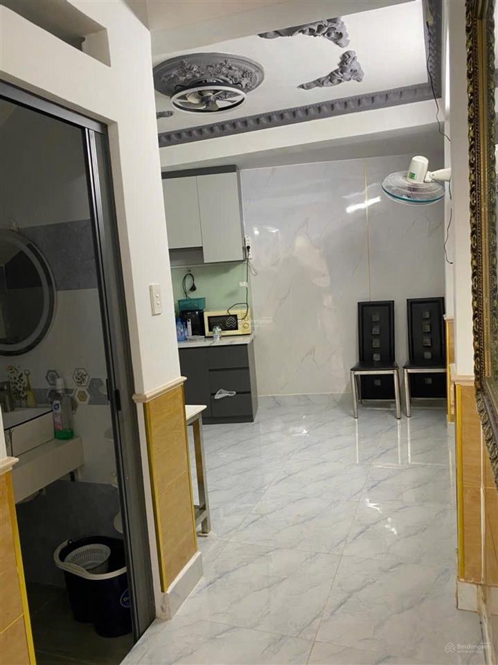 Bán nhà hoàng diệu quận 4  hẻm ôtô  4 tầng  44m2  chỉ 6 tỷ nhỉnh bề ngang 4m  khu dân trí cao
