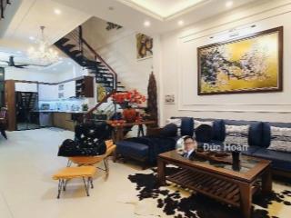 Bán nhà hồng tiến, bồ đề, long biên, gần cầu chương dương, 100m2  nhỉnh 25 tỷ