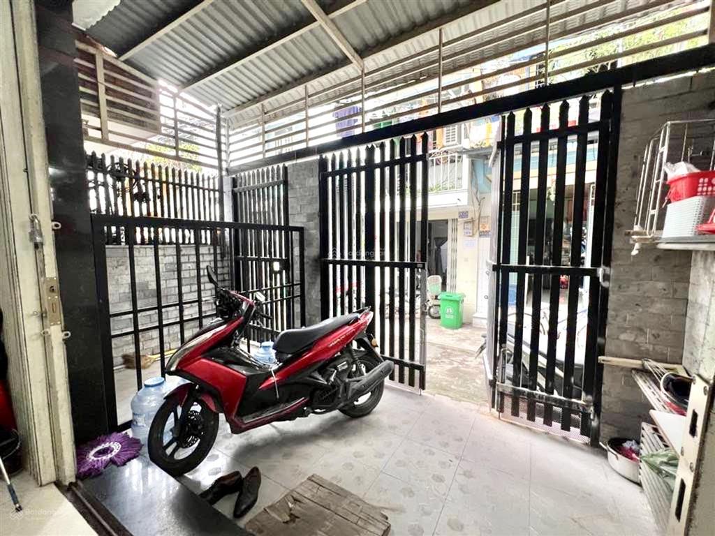 Ngân hàng định giá 8tỷ gấp bán 6.6tỷ nhà tân hoà đông, cạnh tân phú 125m2 vừa ở vừa cho thuê