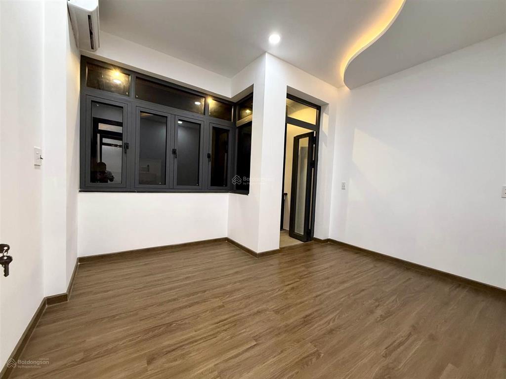 Nhà 4 tầng hẻm nhựa sát mặt tiền gần aeon tân phú hơn 5t