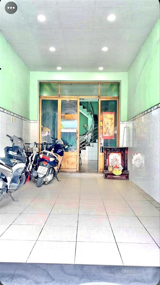 Nhà mặt tiền đường hoà bình  4 tầng  vỉa hè 5m  gấp  chỉ 8 tỷ hơn