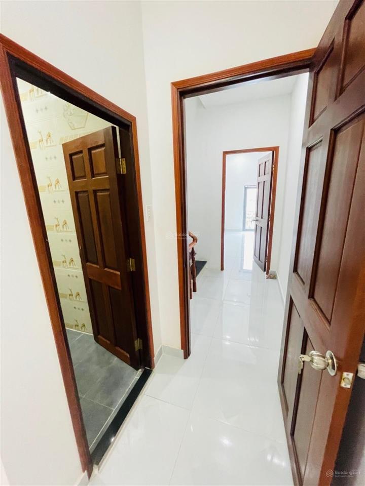 Bình tân gần hương lộ 2  4 tầng 64m2  đường nhựa 7m  chỉ 5.x tỷ