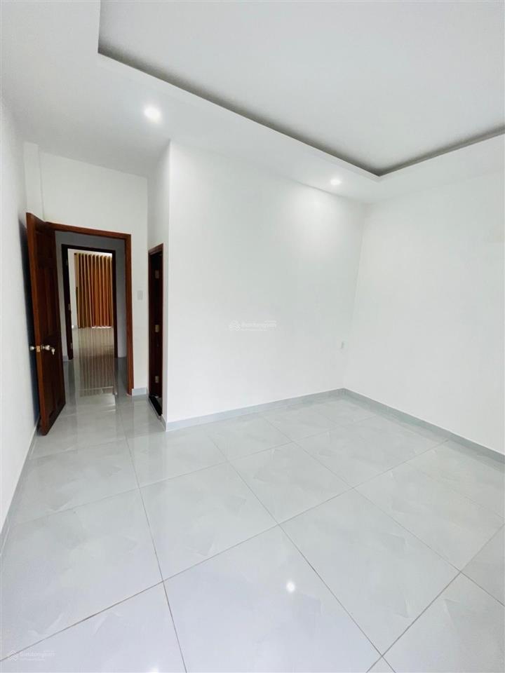 Bình tân gần hương lộ 2  4 tầng 64m2  đường nhựa 7m  chỉ 5.x tỷ