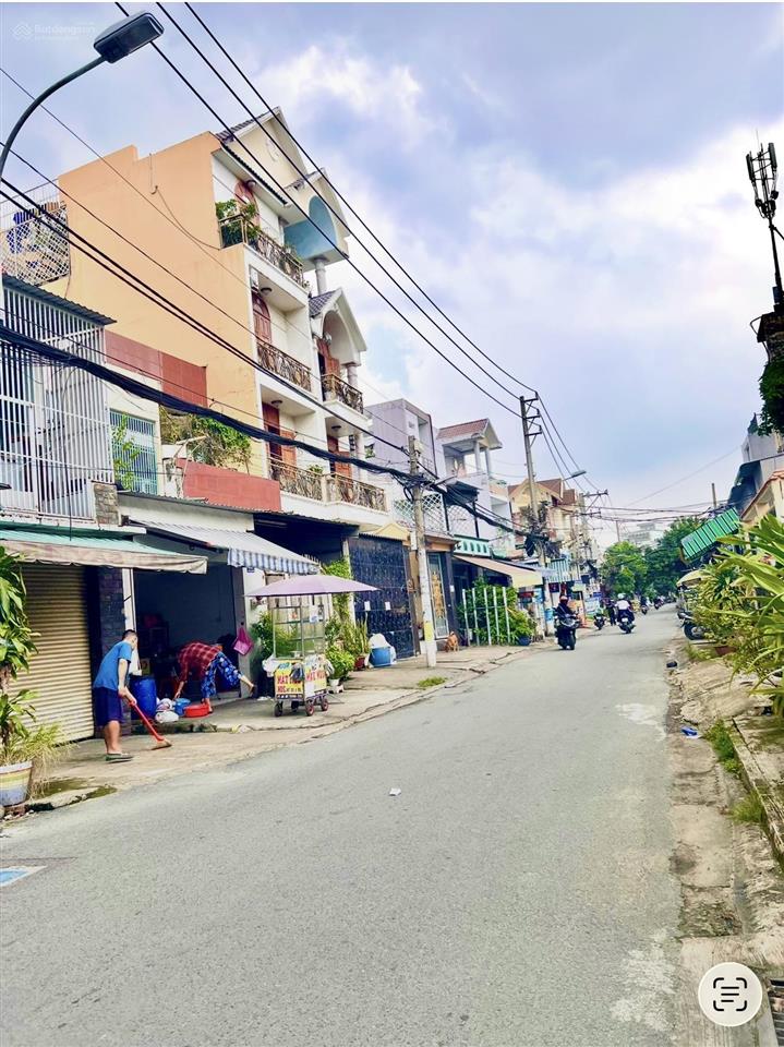 Nhà mặt tiền 4 x 23m  đường 10m có lề ngay phan anh, tô hiệu, hoà bình.