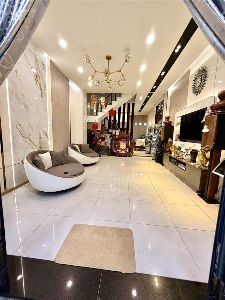Đường 6m ngay cầu tân kỳ tân quý  3 tầng 75m2  nở hậu  hơn 5 tỷ