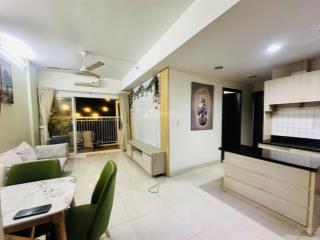 Hot! bán gấp cc carillon 3, hoàng hoa thám,tân bình. giá chỉ 4,8 tỷ,dt 65m2, 2pn, 2wc .sổ hồng