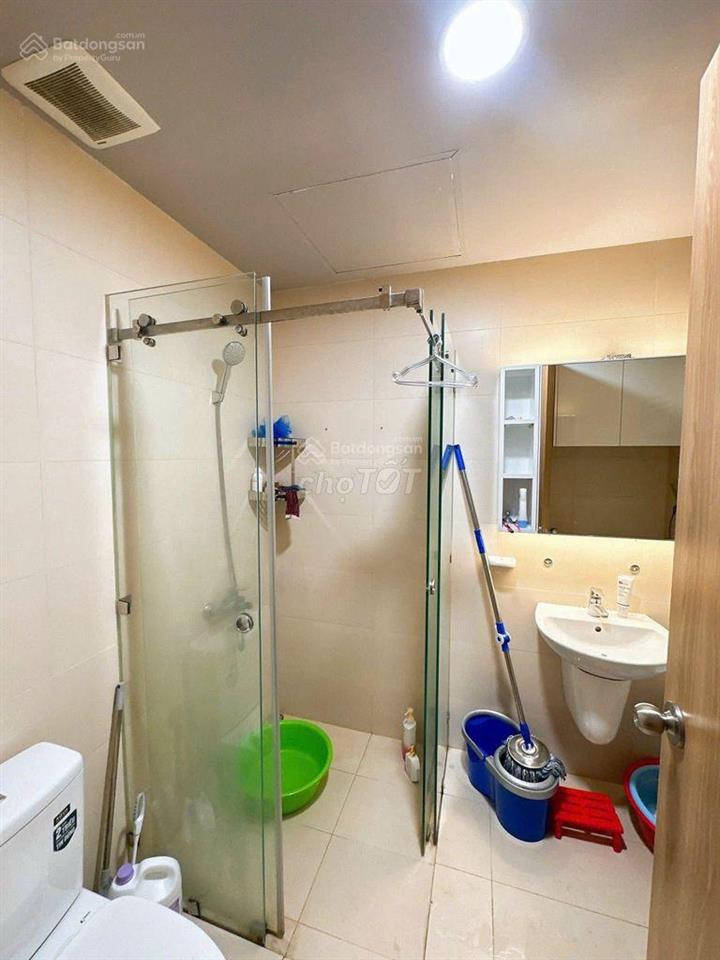 Hot! bán gấp cc carillon 3, hoàng hoa thám,tân bình. giá chỉ 4,8 tỷ,dt 65m2, 2pn, 2wc .sổ hồng