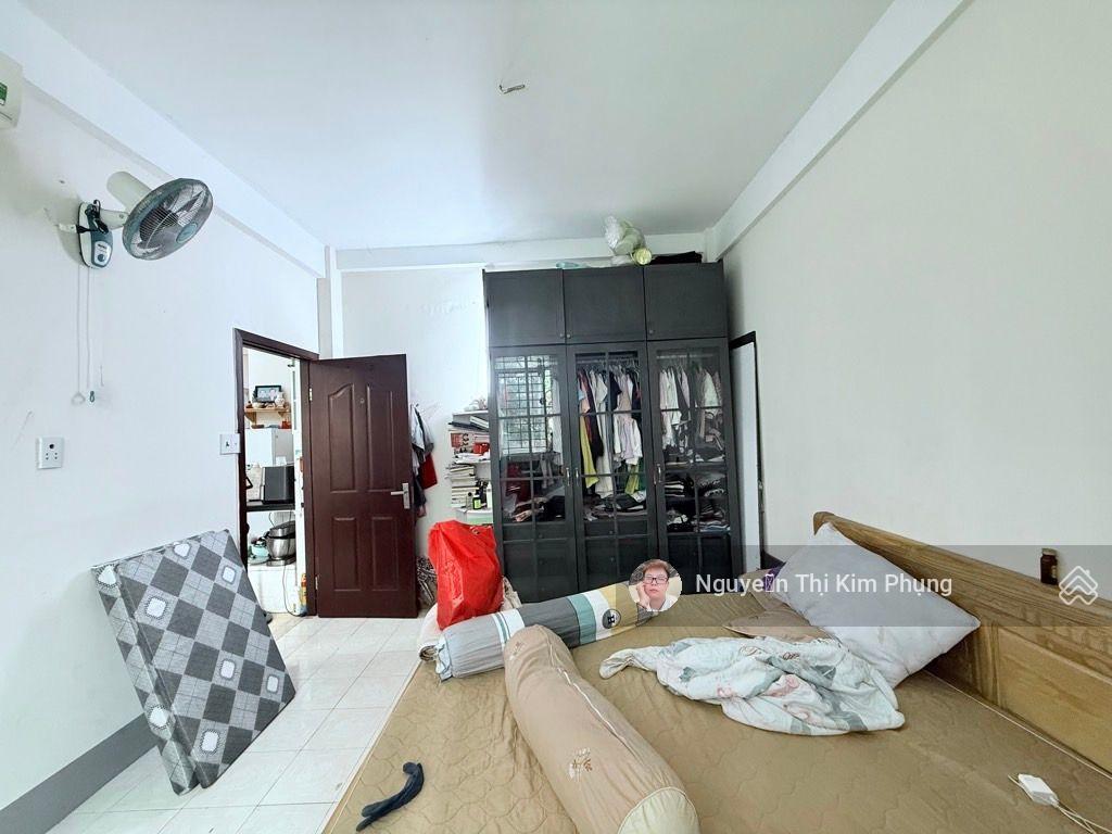 Căn hộ chung cư c1 lý thường kiệt, phường 7, quận 11, 50m2 có thang máy chỉ 2tỷ850, sổ riêng