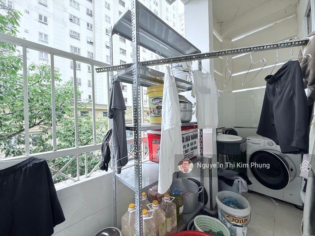 Căn hộ chung cư c1 lý thường kiệt, phường 7, quận 11, 50m2 có thang máy chỉ 2tỷ850, sổ riêng