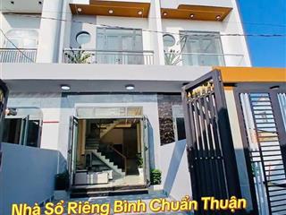 Nhà lầu sổ hồng riêng gần chợ/ trường học, giá siêu rẻ