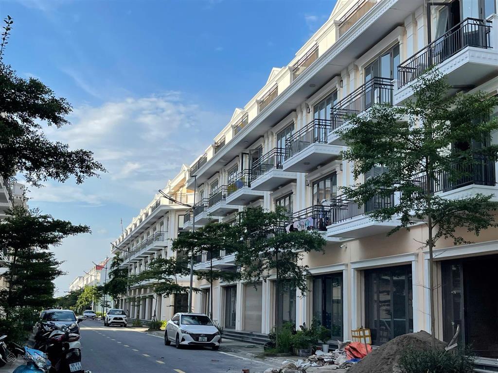 Sở hữu shophouse 75 m2 xây 4 tầng hơn 05 tỷ, sổ hồng lâu dài tại vsip từ sơn, cách hồ gươm 12km