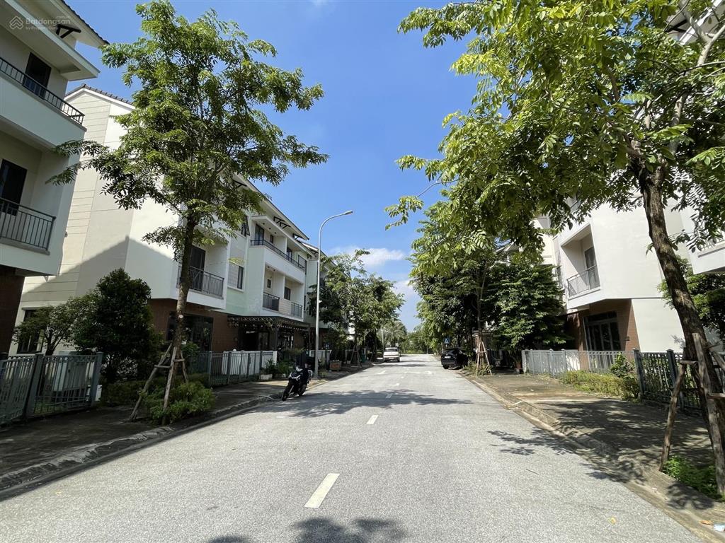 Shophouse 2 mặt tiền chỉ 6,x tỷ tại vsip từ sơn, cách hồ gươm 12km, tiện ích, cư dân đông