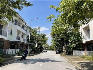 Shophouse 2 mặt tiền chỉ 6,x tỷ tại vsip từ sơn, cách hồ gươm 12km, tiện ích, cư dân đông