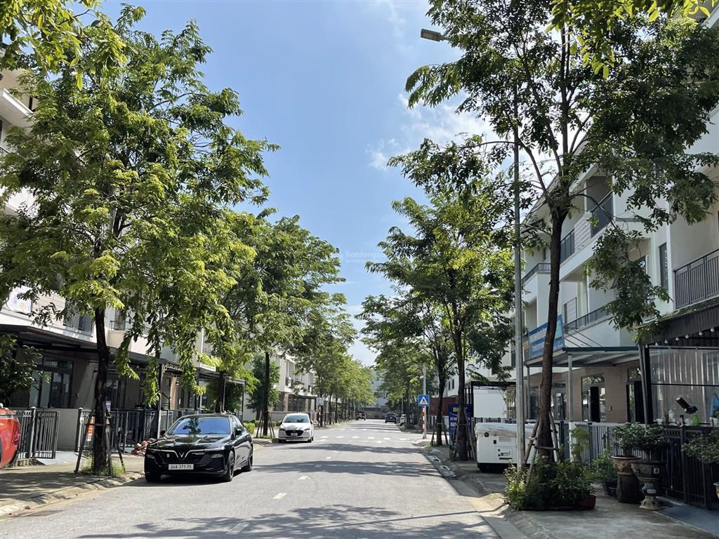 Shophouse 2 mặt tiền chỉ 6,x tỷ tại vsip từ sơn, cách hồ gươm 12km, tiện ích, cư dân đông