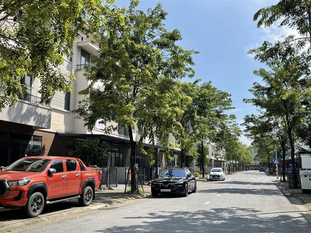 Shophouse 2 mặt tiền chỉ 6,x tỷ tại vsip từ sơn, cách hồ gươm 12km, tiện ích, cư dân đông